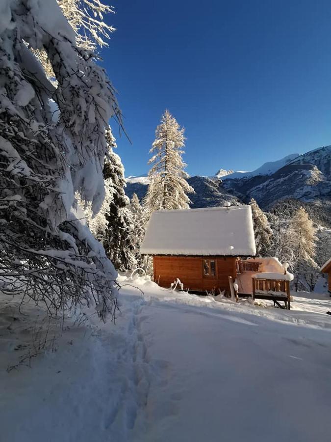 Les cabanes du domaine de l Esperluette Le Lauzet-Ubaye Extérieur photo